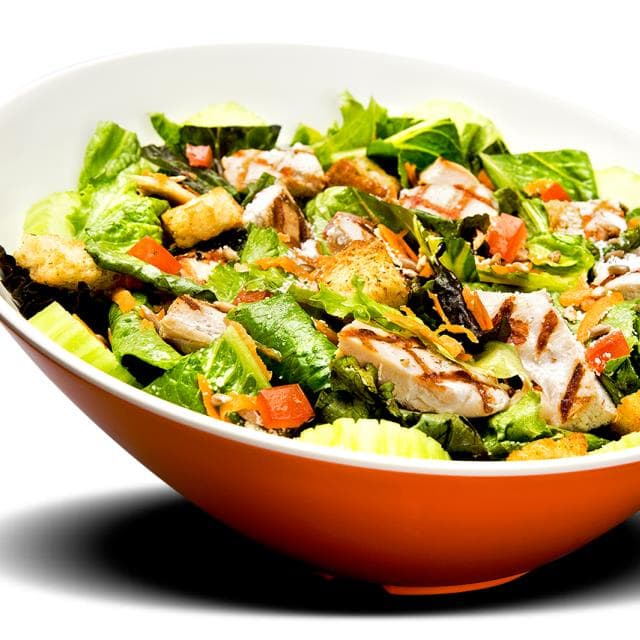 Ensalada de mi Jefa con Pollo