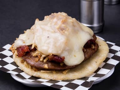 Burger Arepa Sencilla de Pollo