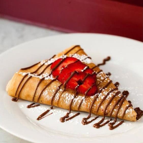 Crepa Especial (Nutella-Hersheys-Fresa-Durazno)