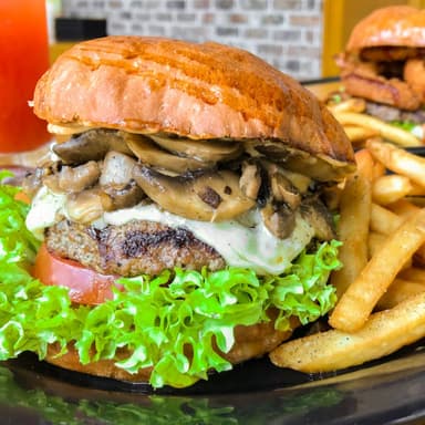 MUSHROOM SWISS BURGER
