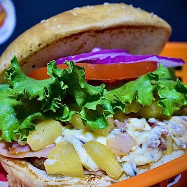 Hamburguesa Hawaiana