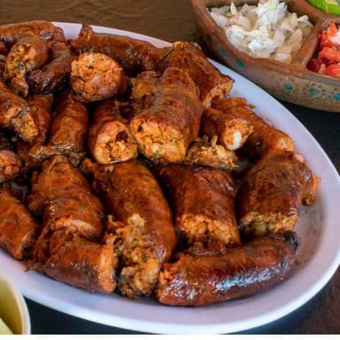 LONGANIZA + FALDA
