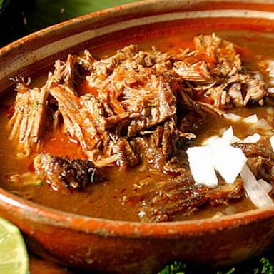 Consomé con Birria
