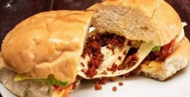 Torta de Gigante de Longaniza