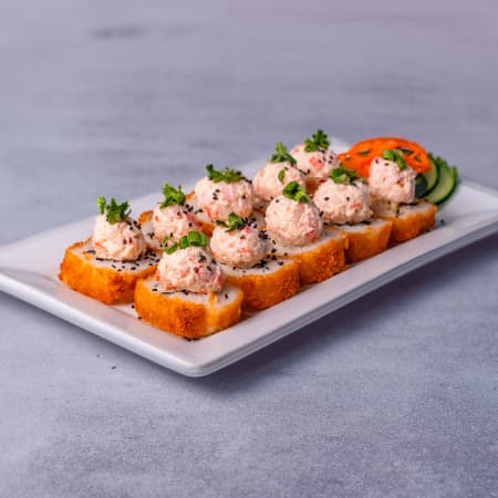 Sushi Mar y Tierra Roll