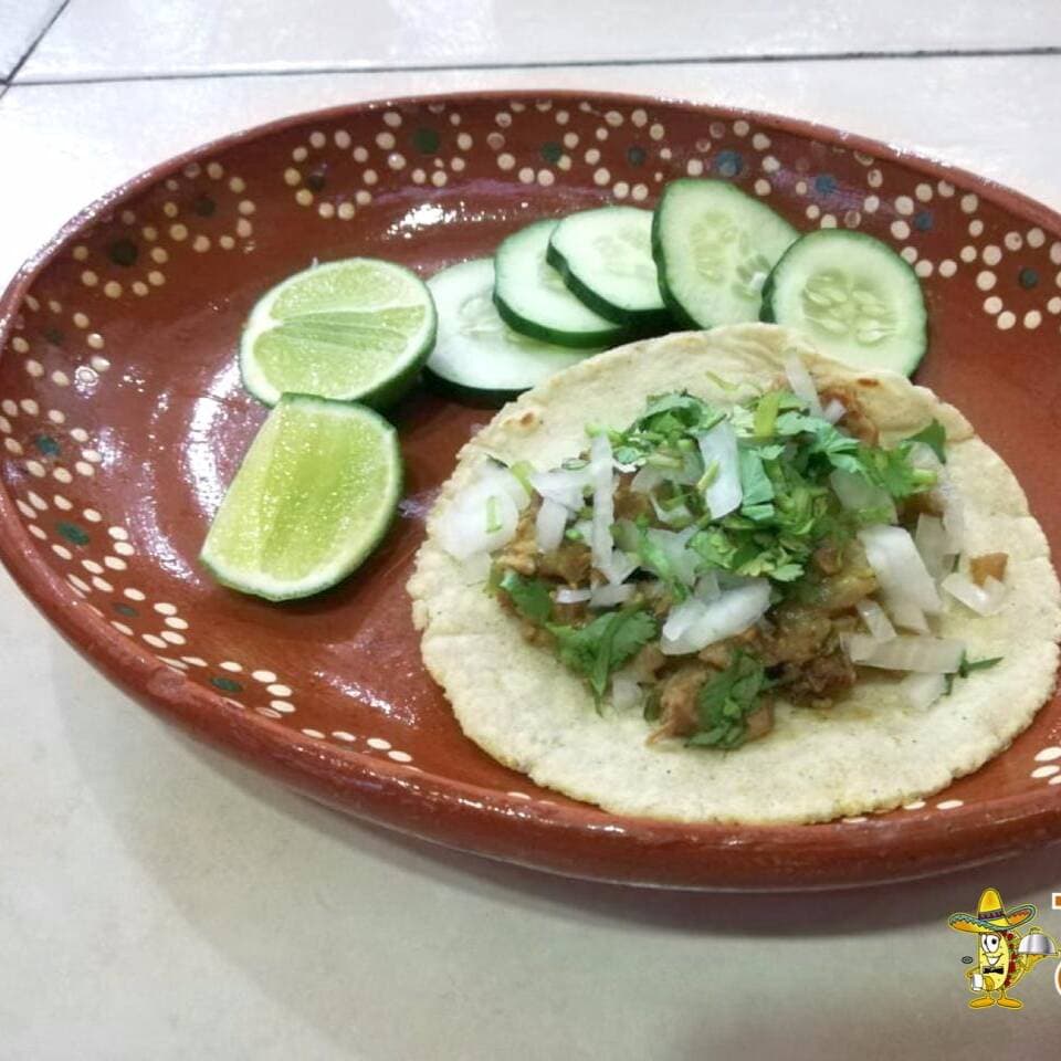 Taco Chicharrón en Salsa Verde