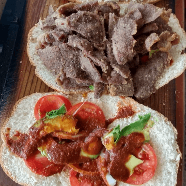 TORTA GIGANTE DE MILANESA DE PUERCO