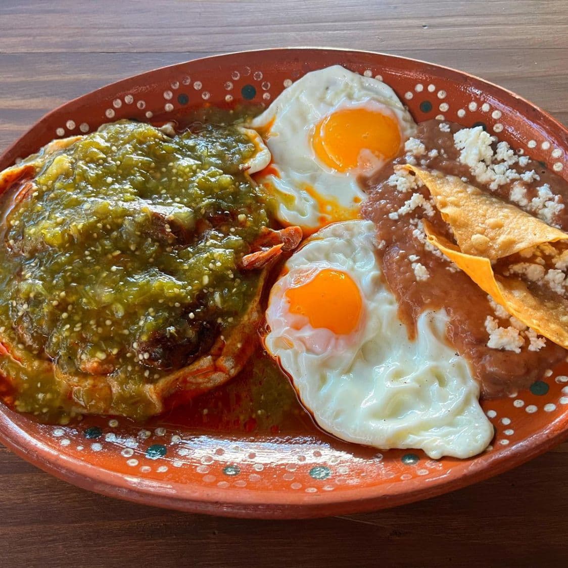 El "Mamá Chepa" / Jugo de Naranja o Café de Olla