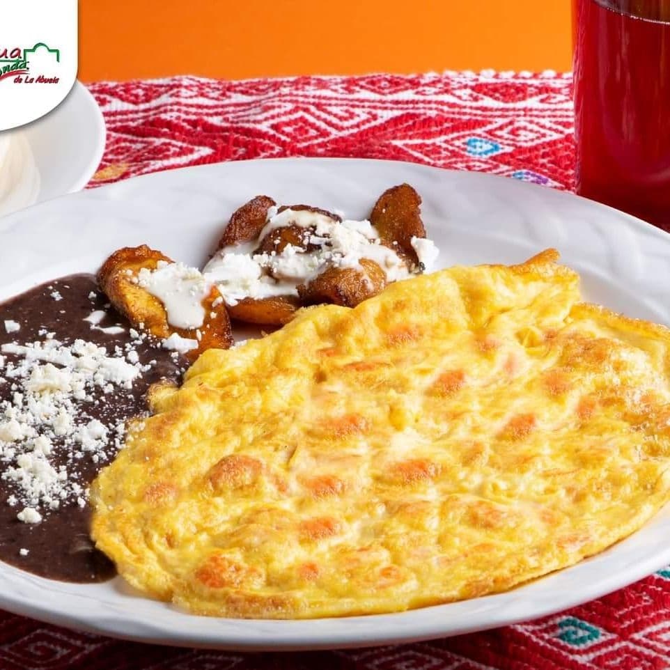 Huevos con Camarón Seco