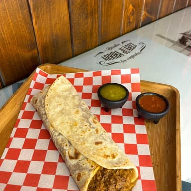 Burrito de Pollo en Mole