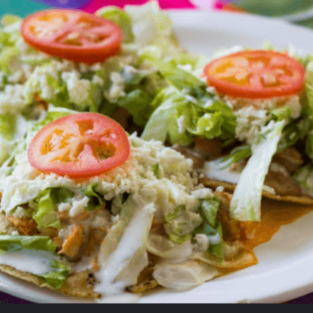 Tostadas con Carne Deshebrada