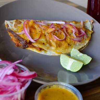 Mega Quesadilla de Cochinita Pibil