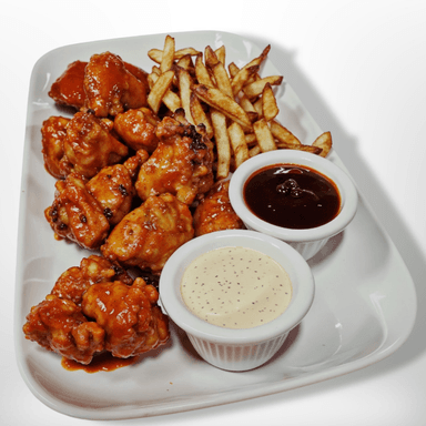 Boneless con Papas Fritas