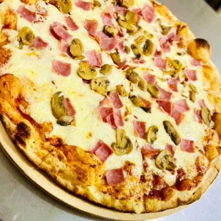 Pizza Jamón con Champiñón