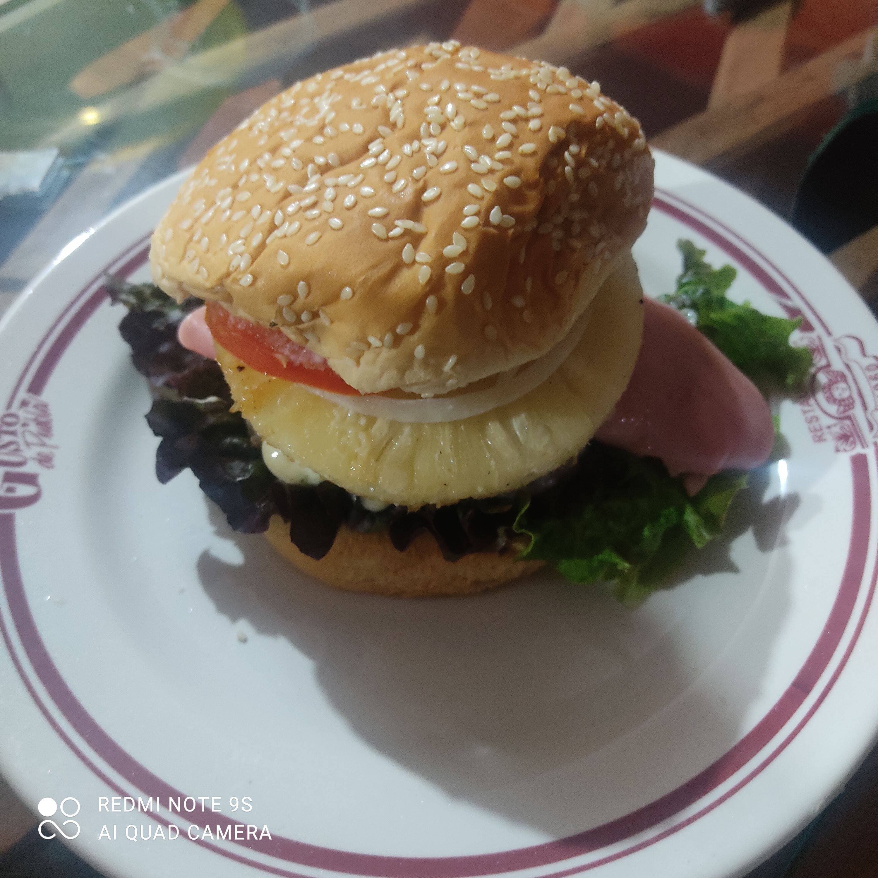 Burguer hawaiana