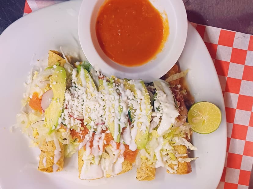 Antojitos Mexicanos La Leona