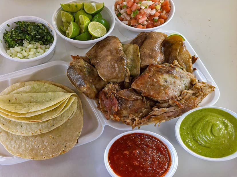 "Taquería Amigo desde 1994"