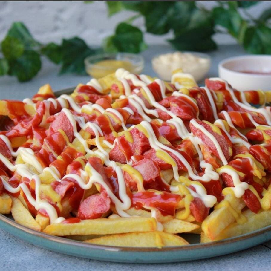 Salchipapa