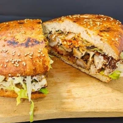 TORTA MILANESA DE POLLO  + COCA-COLA GRATIS