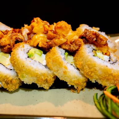 Combo-Camarón Blue Roll+Arroz con verduras+Jamaica