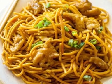 Low Mein con Pollo