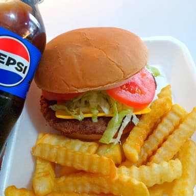 Hamburguesa y papas