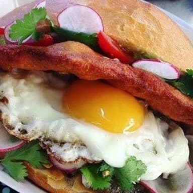 TORTA DE CHILAQUILES DOÑA KATA