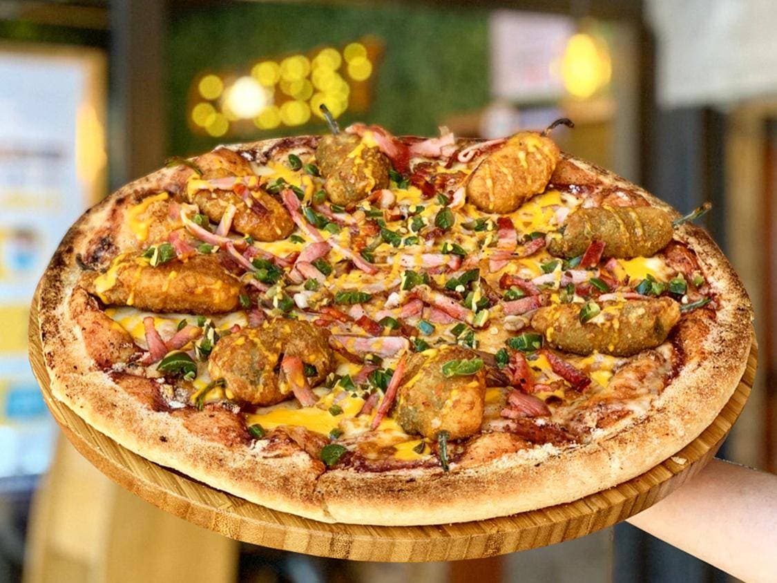 Pizza Familiar Cheesy Jalapeño