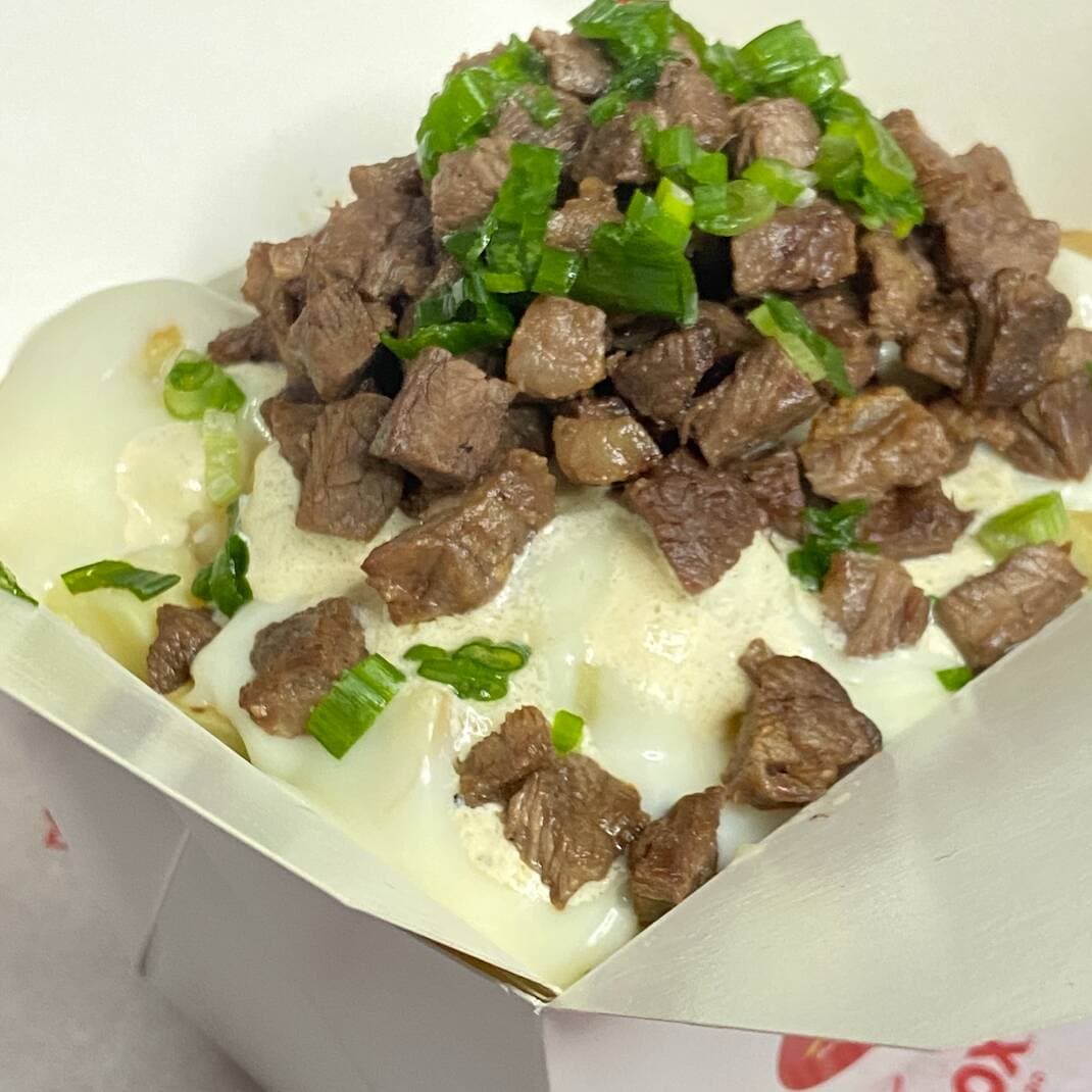 Papa Horneada con Carne Asada