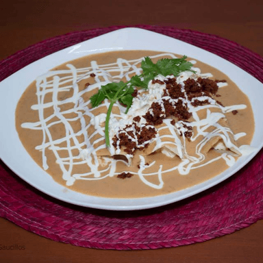 Enfrijoladas de Huevo o Panela