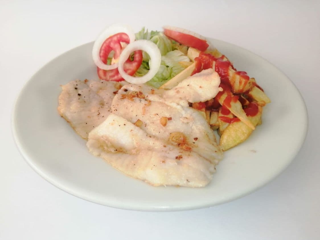 Filete de Pescado al Mojo de Ajo