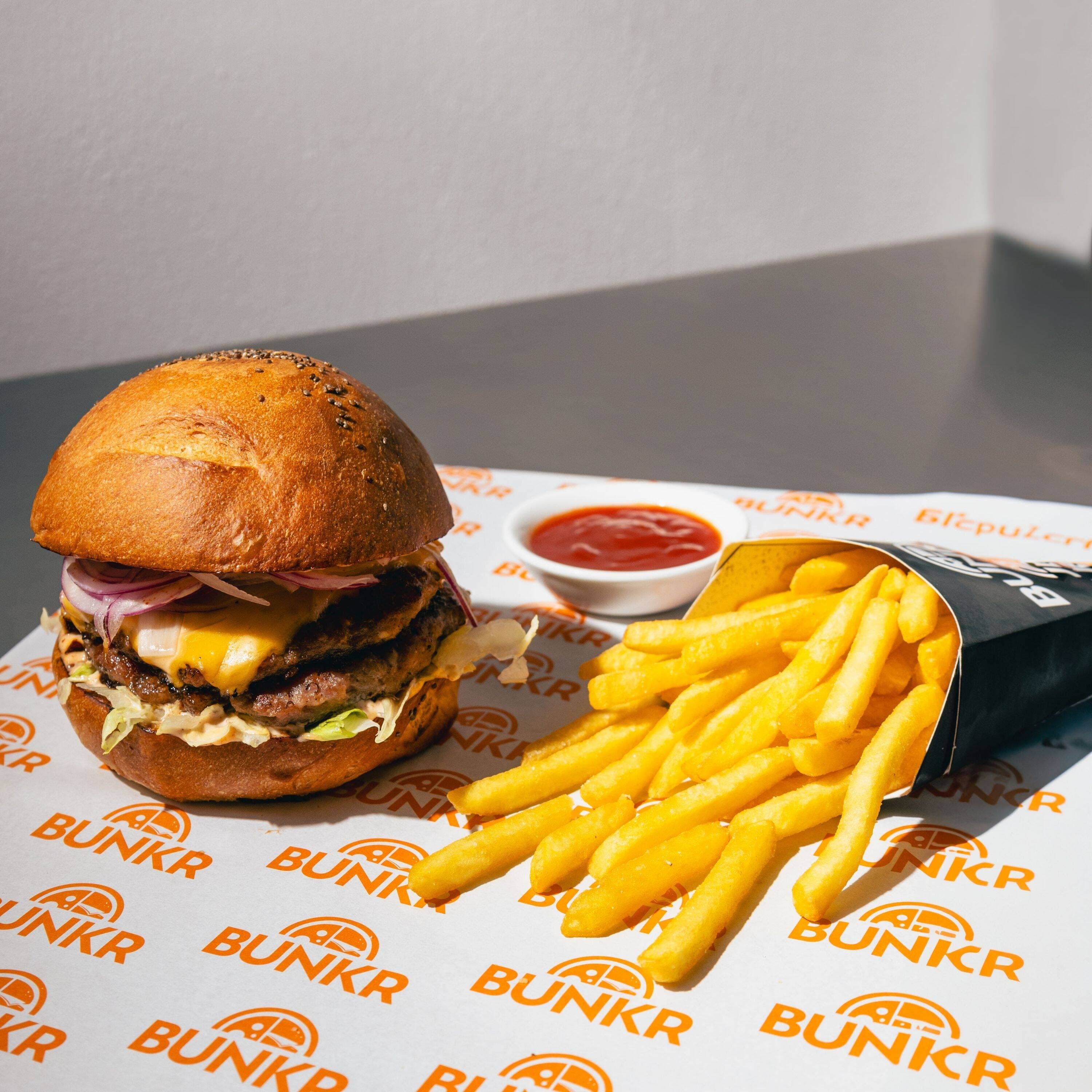 Chori Burguer 150 G con Papas