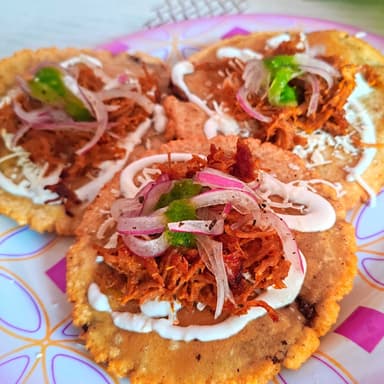 Panuchitos de Cochinita