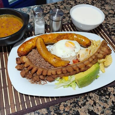 Bandeja Paisa
