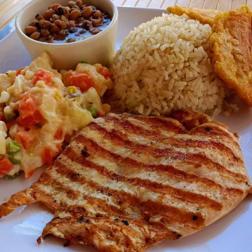 Pechuga + Sopa + Gaseosa