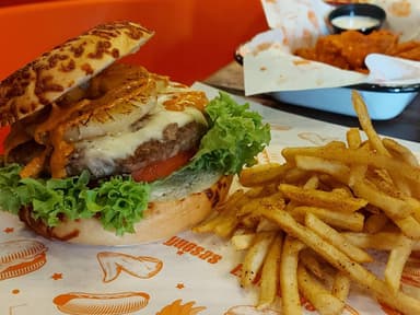 Spicy Honolulu Burger