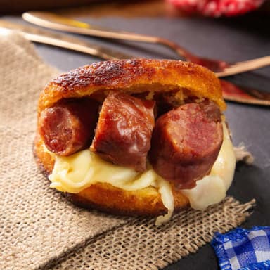 Arepa de Choclo con Chorizo