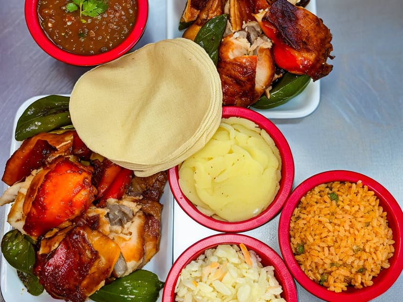 Pollos El Leñador (Pedregal)
