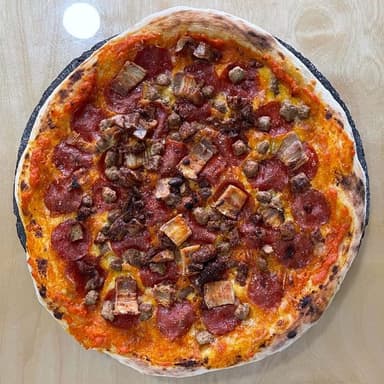 Pizza Carnivora