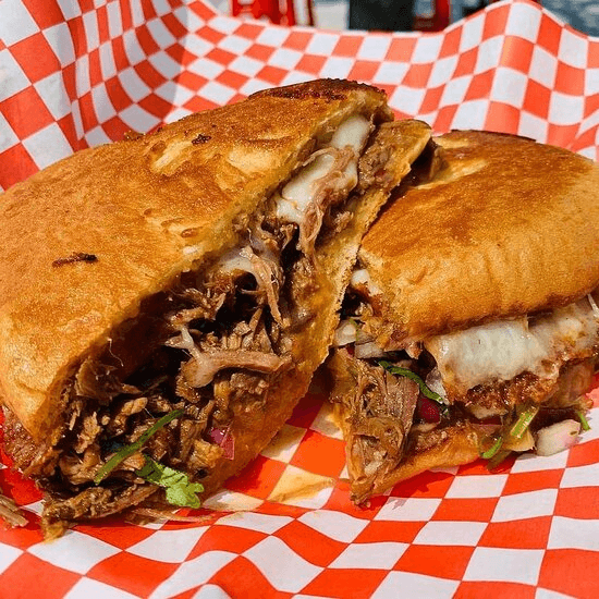 TORTA BIRRIA