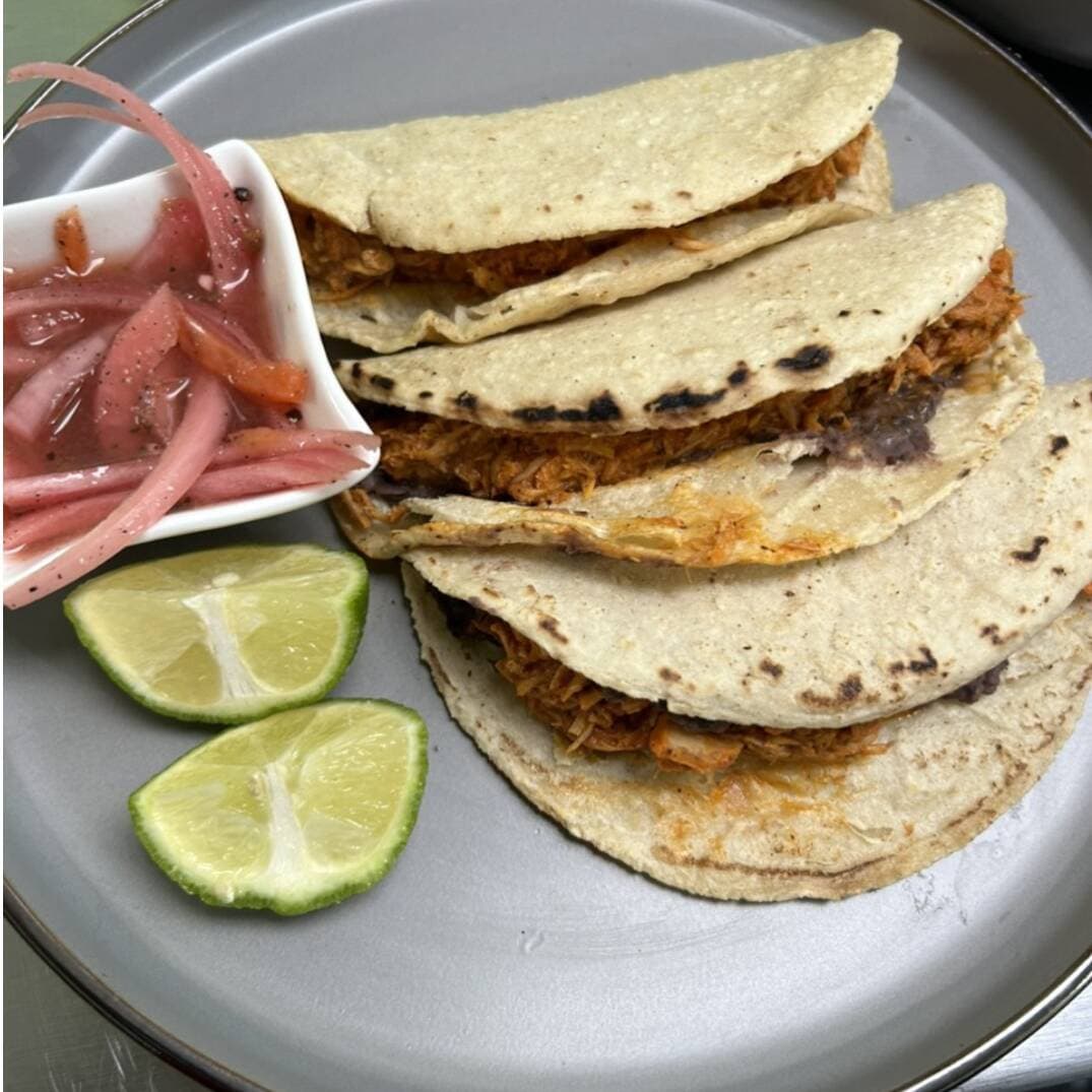 TACOS DE COCHINITA PIBIL