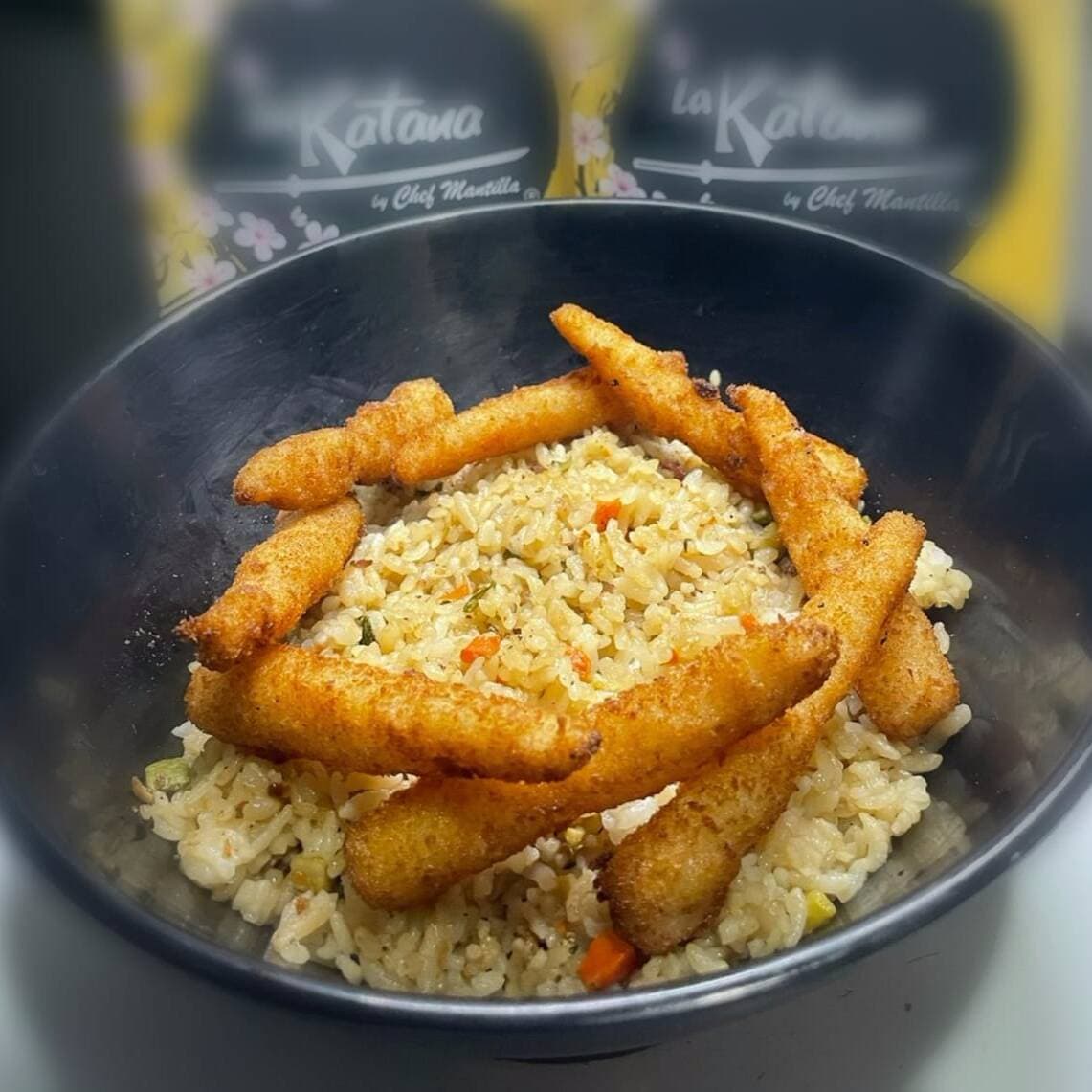 Yakimeshi Sencillo de Camarón Empanizado