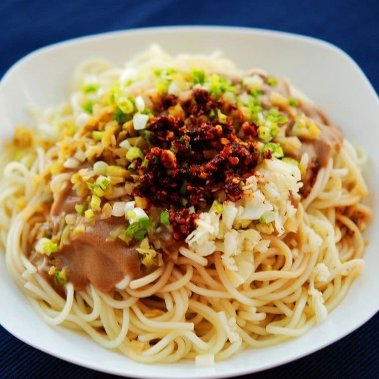 B-8Fideos Calientes y Secos de Wuhan/热干面