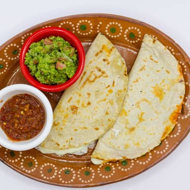 QUESADILLA COMAL RELLENA