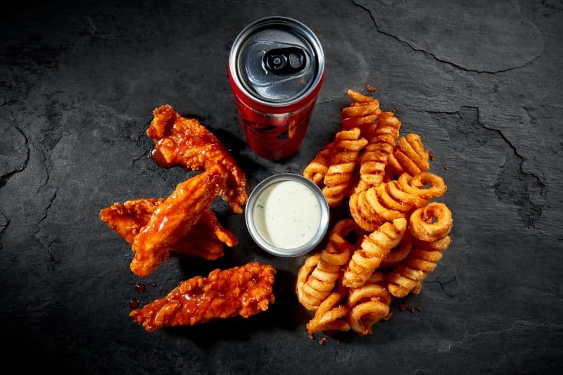 3 Crispers +Papas +Refresco