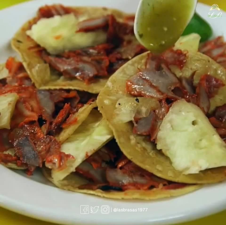 Orden de Tacos al Pastor + Agua Fresca