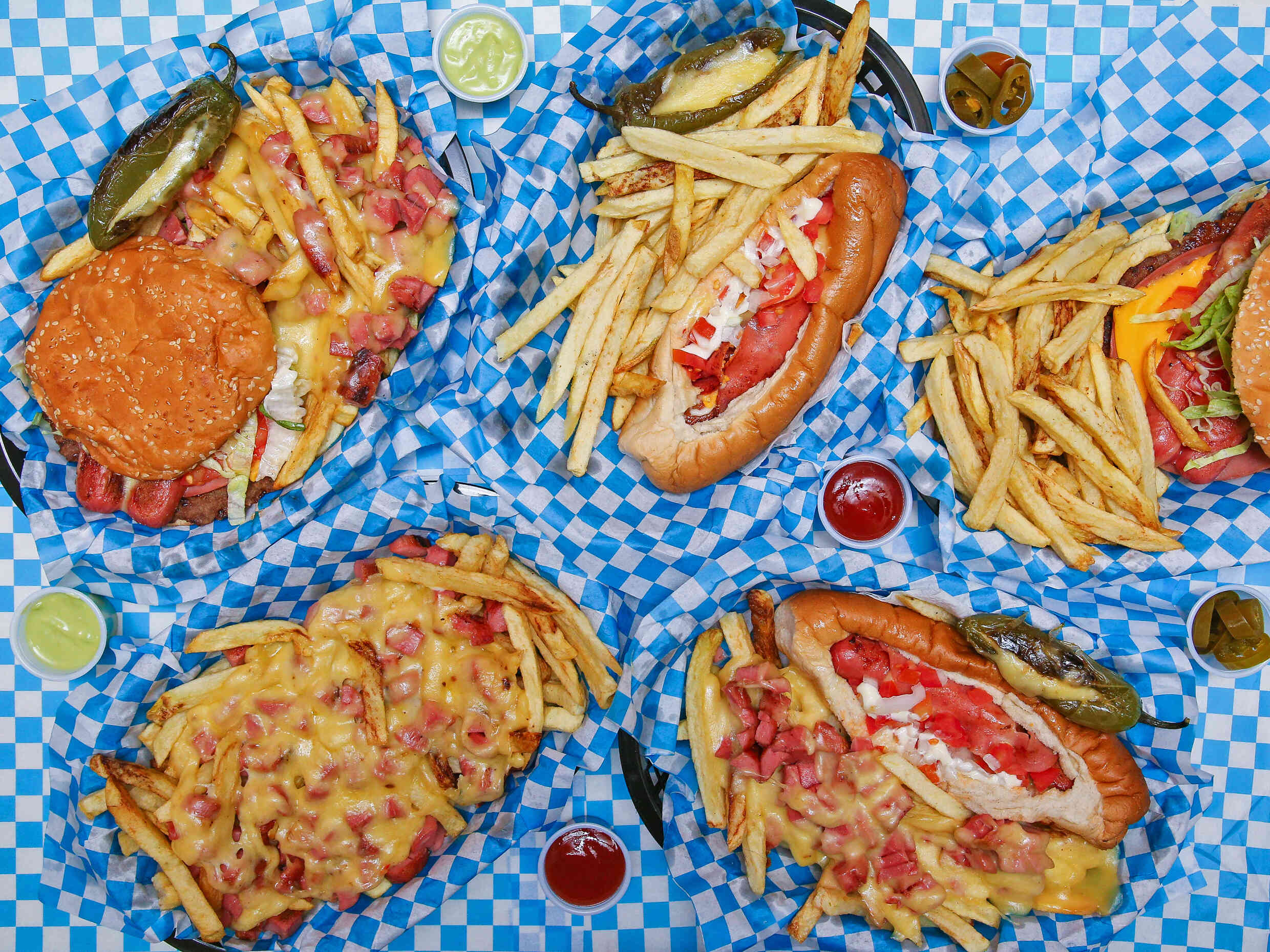 Hamburguesas y Hot dogs “EL CHAVALON “