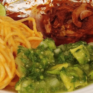 Mixiote de Res con Spaguetti