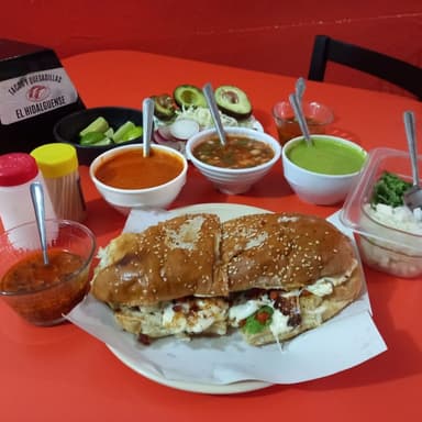 COMBO TORTA + COCA