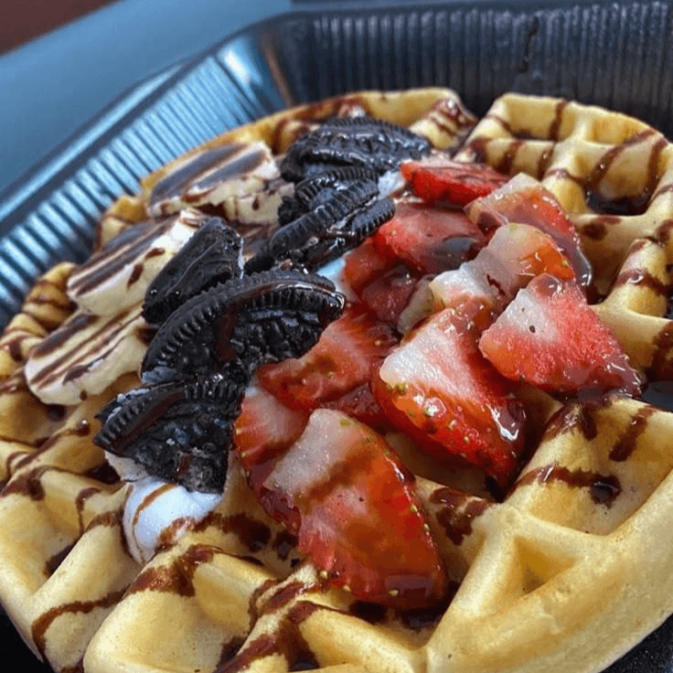 Waffle + Frappé 🥰